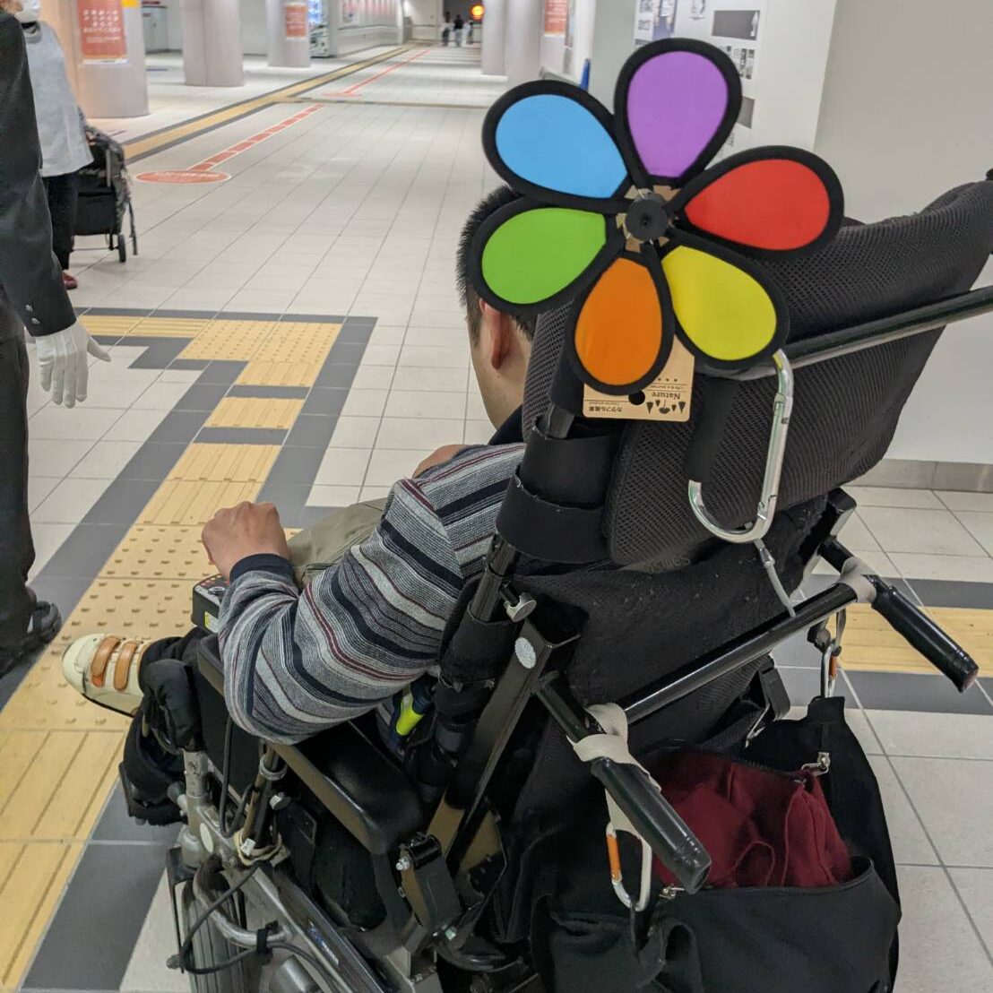 博多駅七隈線はバリアフリーで車椅子でも移動らくらくです。